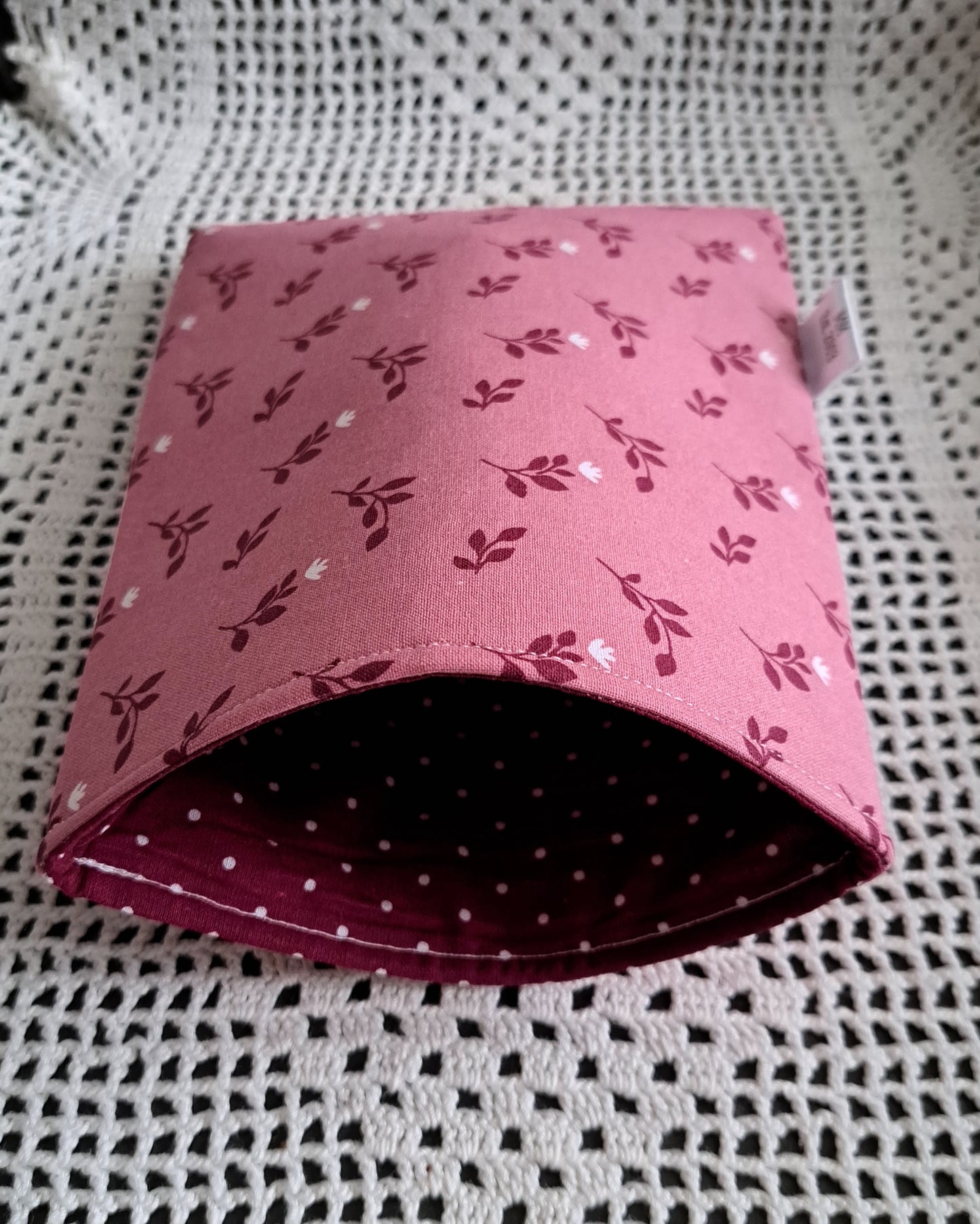 Kindle-Book-Tablet Sleeve Rose and Daisy with Dots