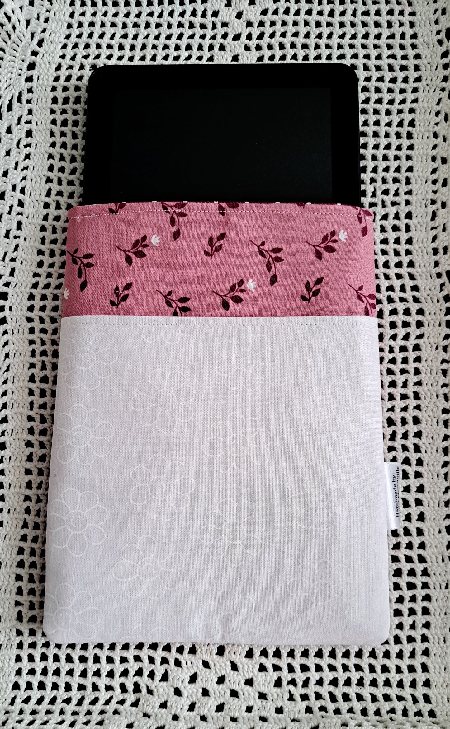 Kindle-Book-Tablet Sleeve Rose and Daisy with Dots