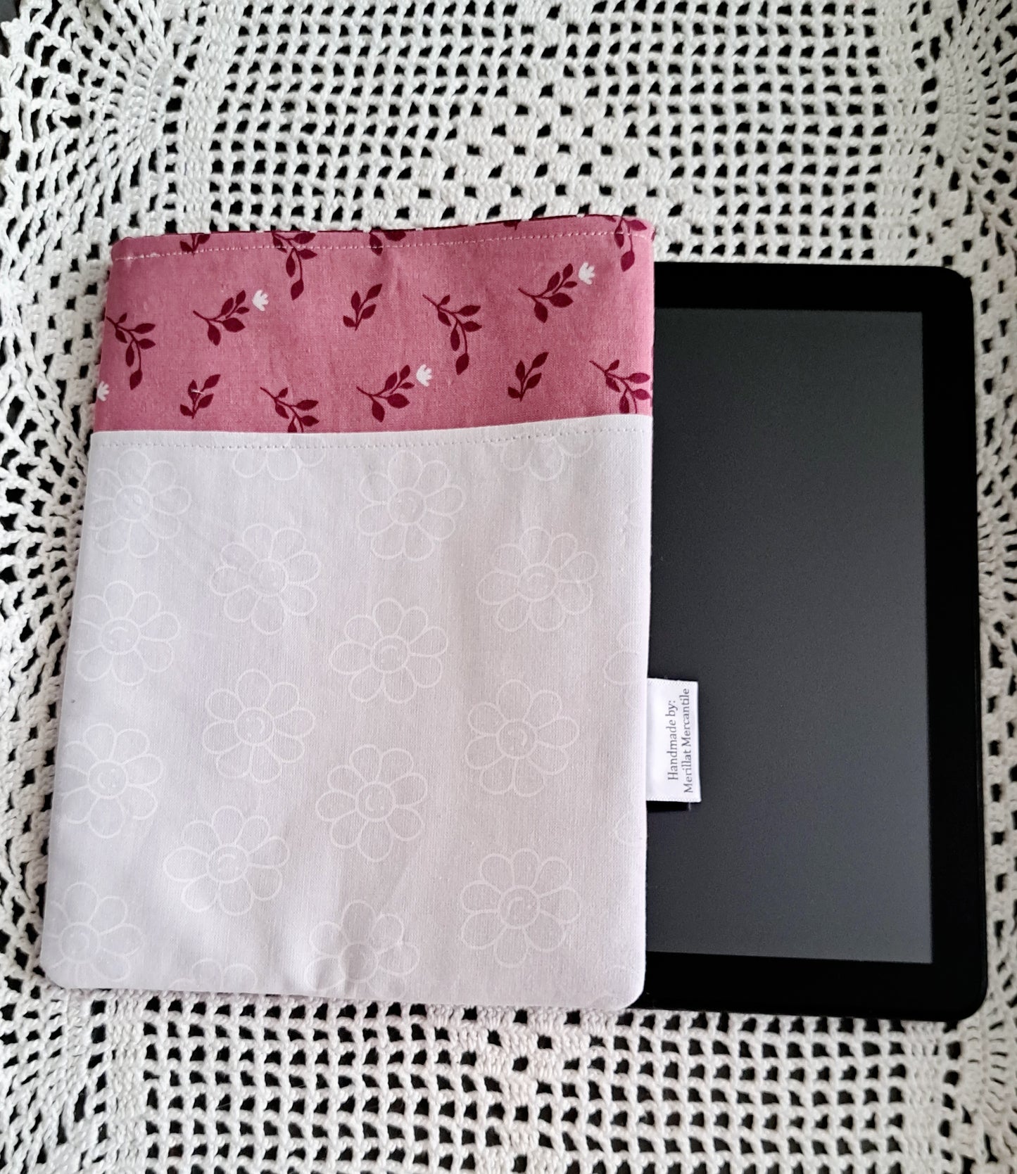 Kindle-Book-Tablet Sleeve Rose and Daisy with Dots