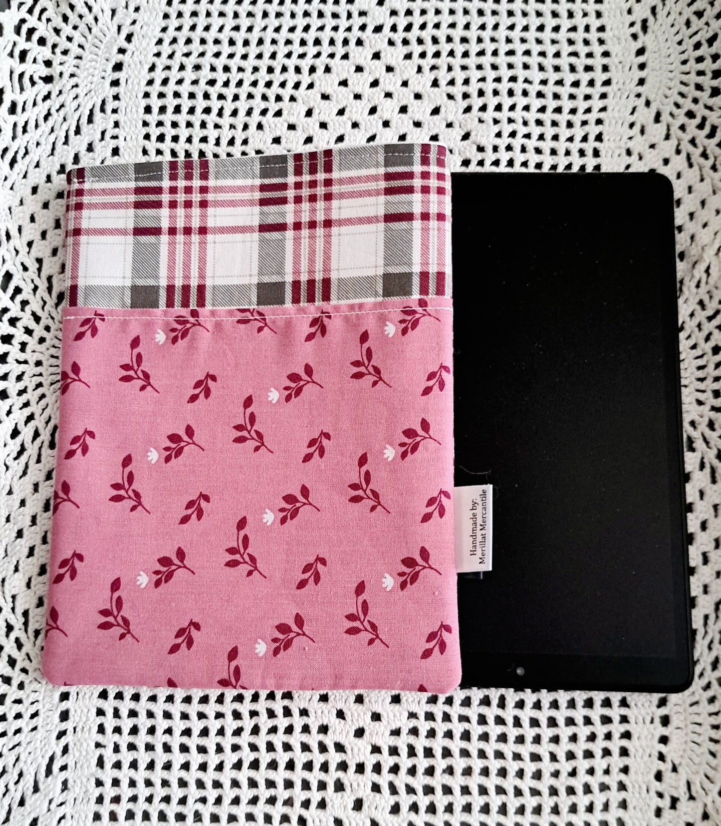 Kindle-Book-Tablet Sleeve Rose, Plaid and Daisy
