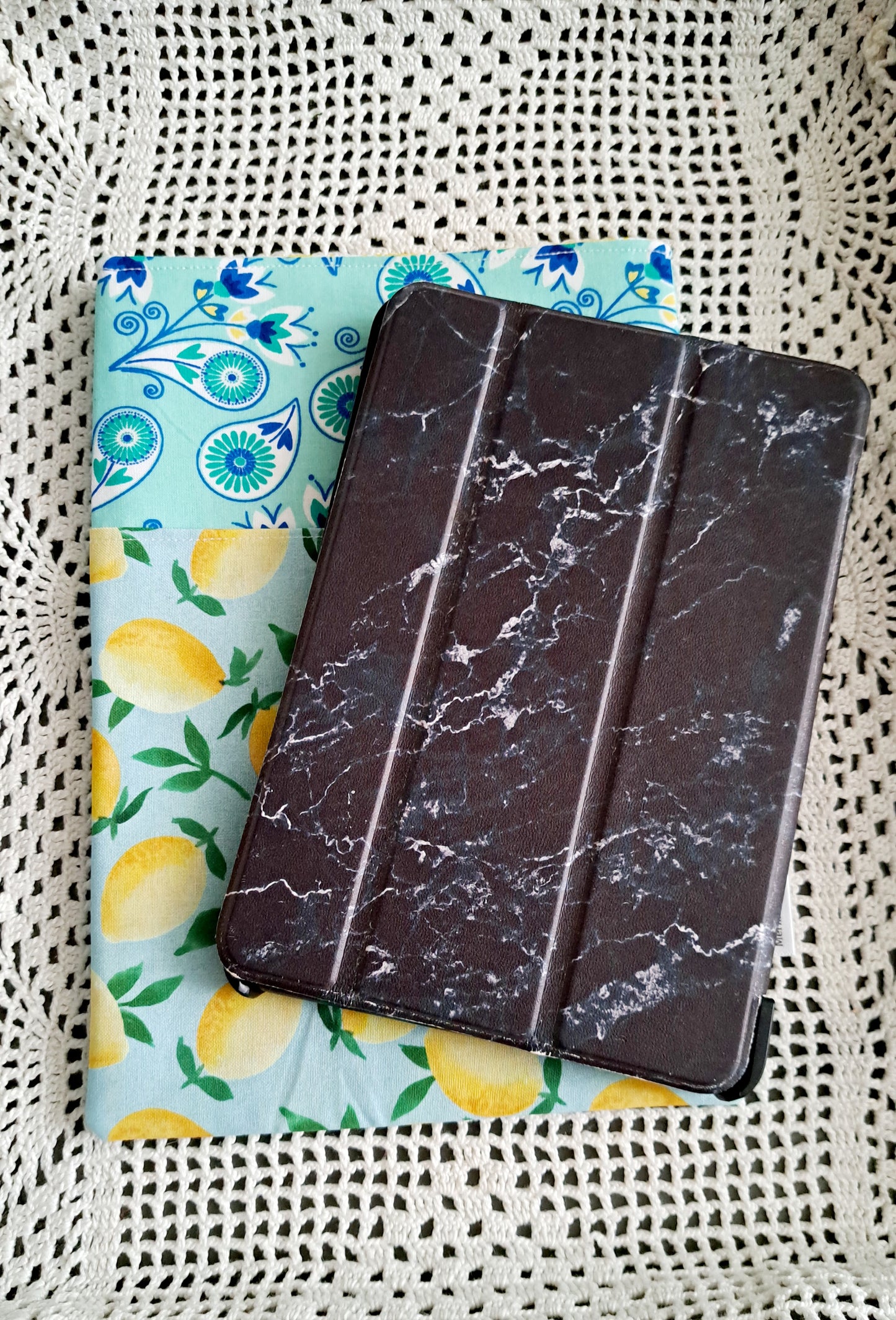 Kindle-Book-Tablet Sleeve Teal Floral and Teal Lemons