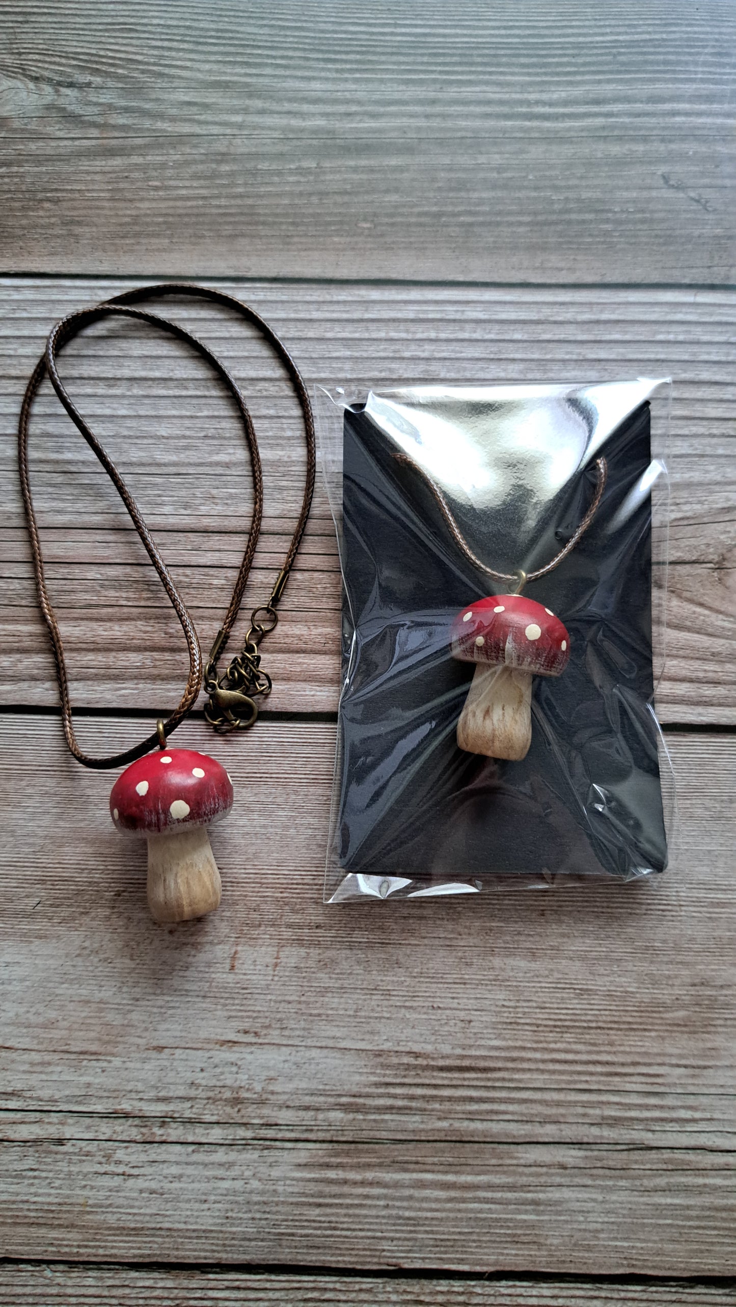Hand Painted Mushroom Necklace (red)