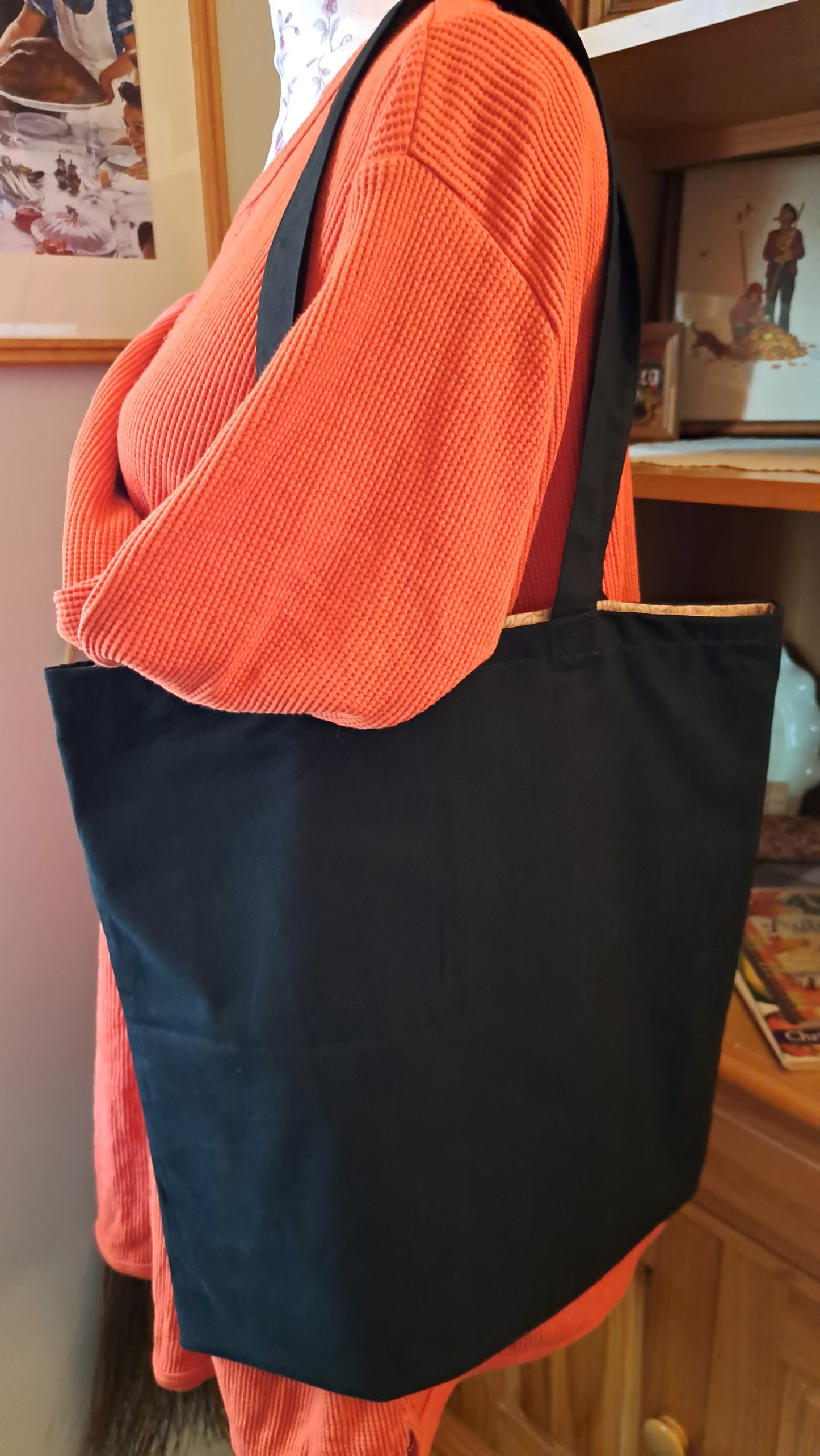 Coffee Vine Lined Black Bag