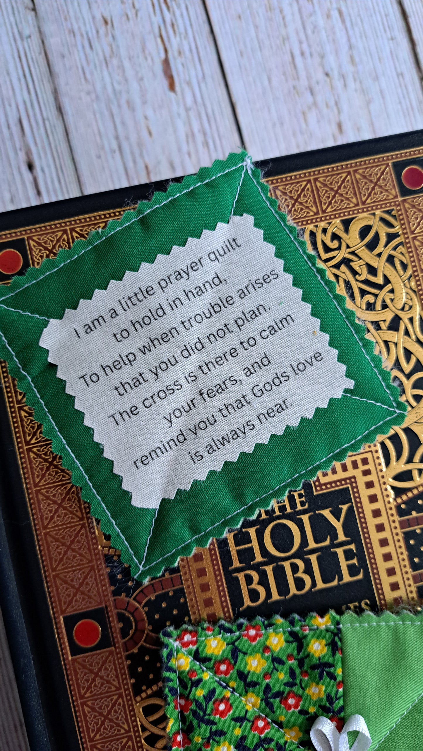 Floral on the Greens Pocket Prayer Quilt