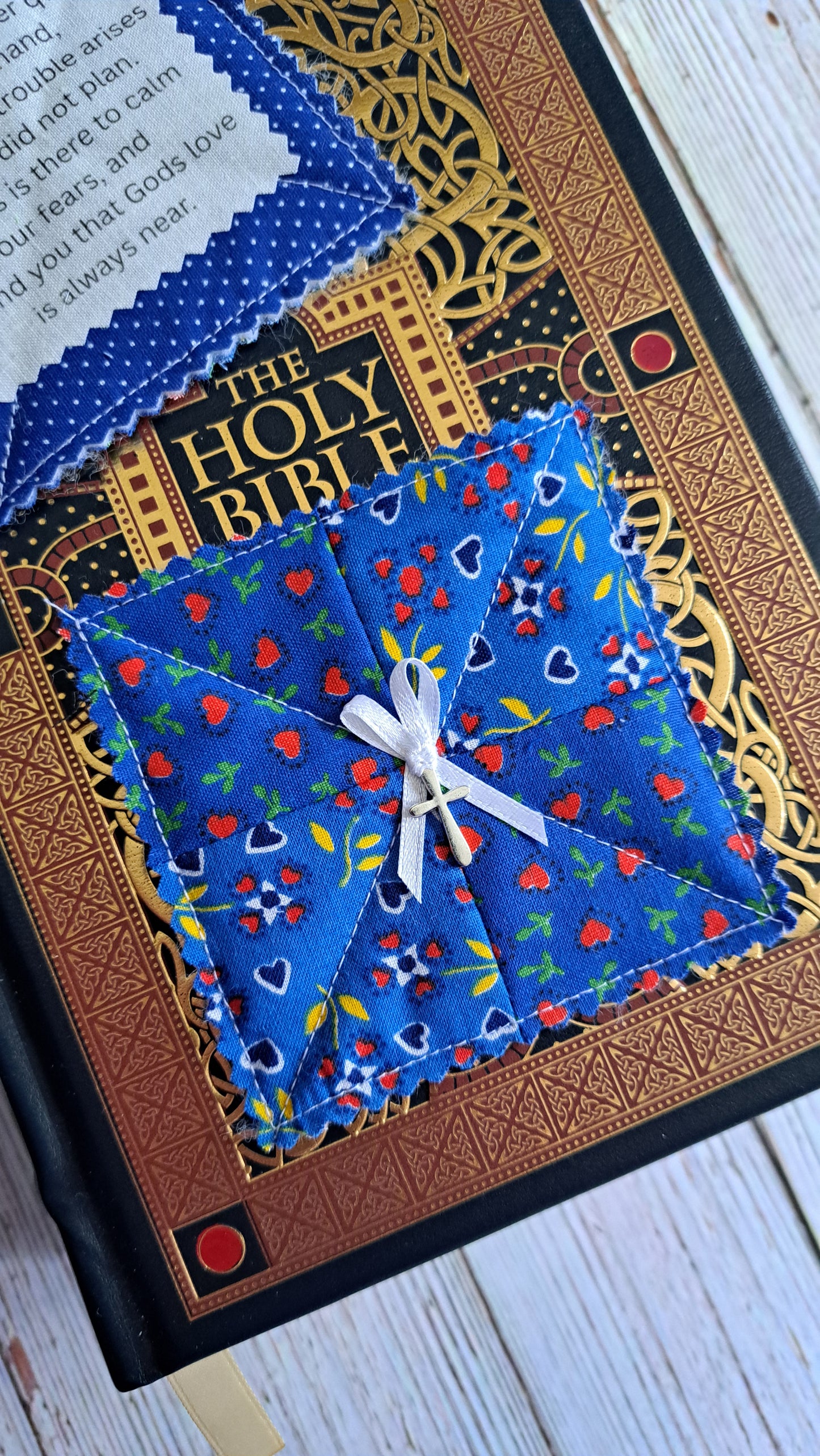 Floral Heart Pocket Prayer Quilt