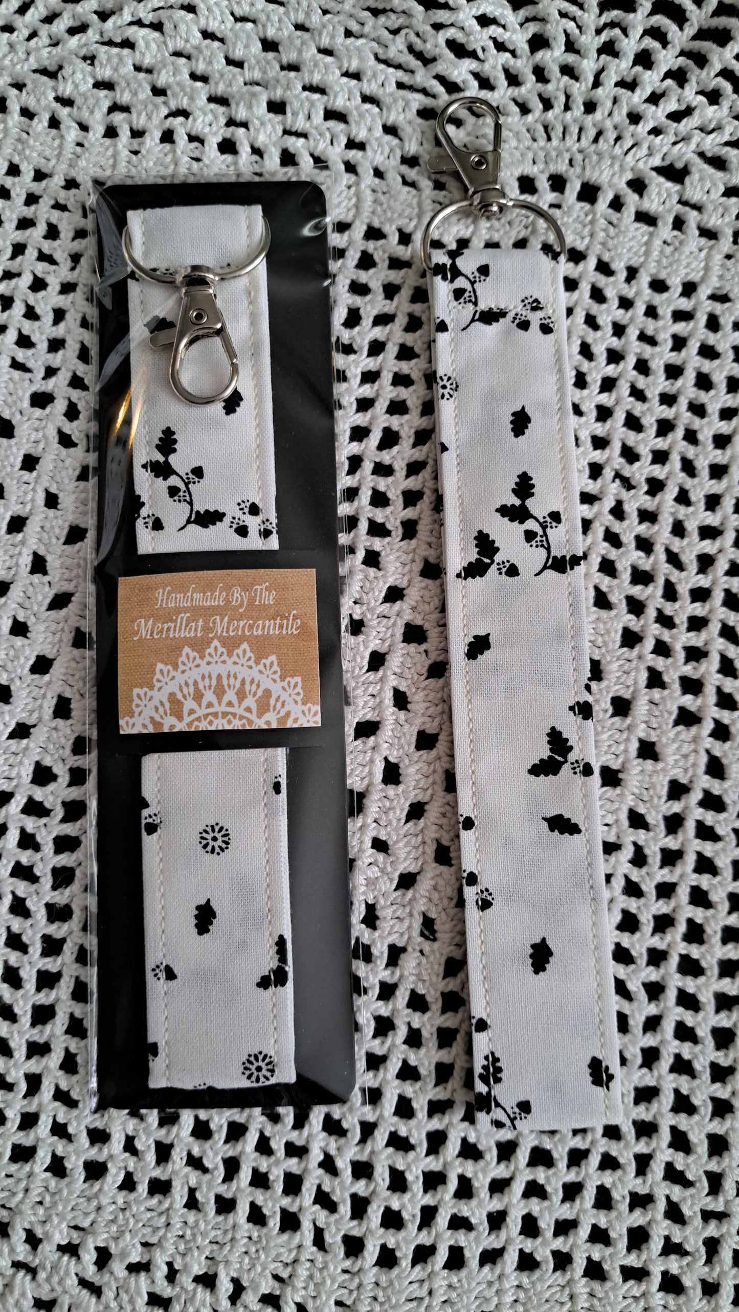Cotton Black and White Acorn Key Wristlet