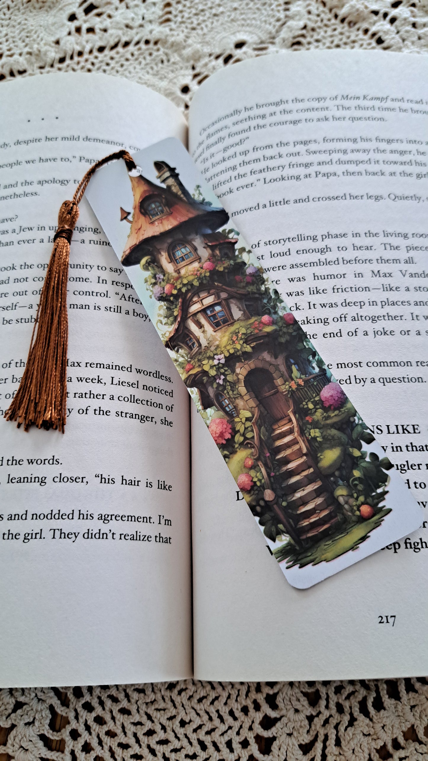 Metal Mushroom Fairy House With Bronze Tassel Bookmark