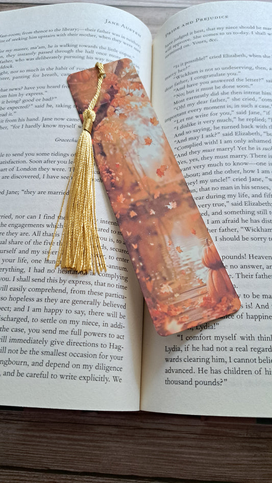 Autumn Scene 10 Page Marker (gold)