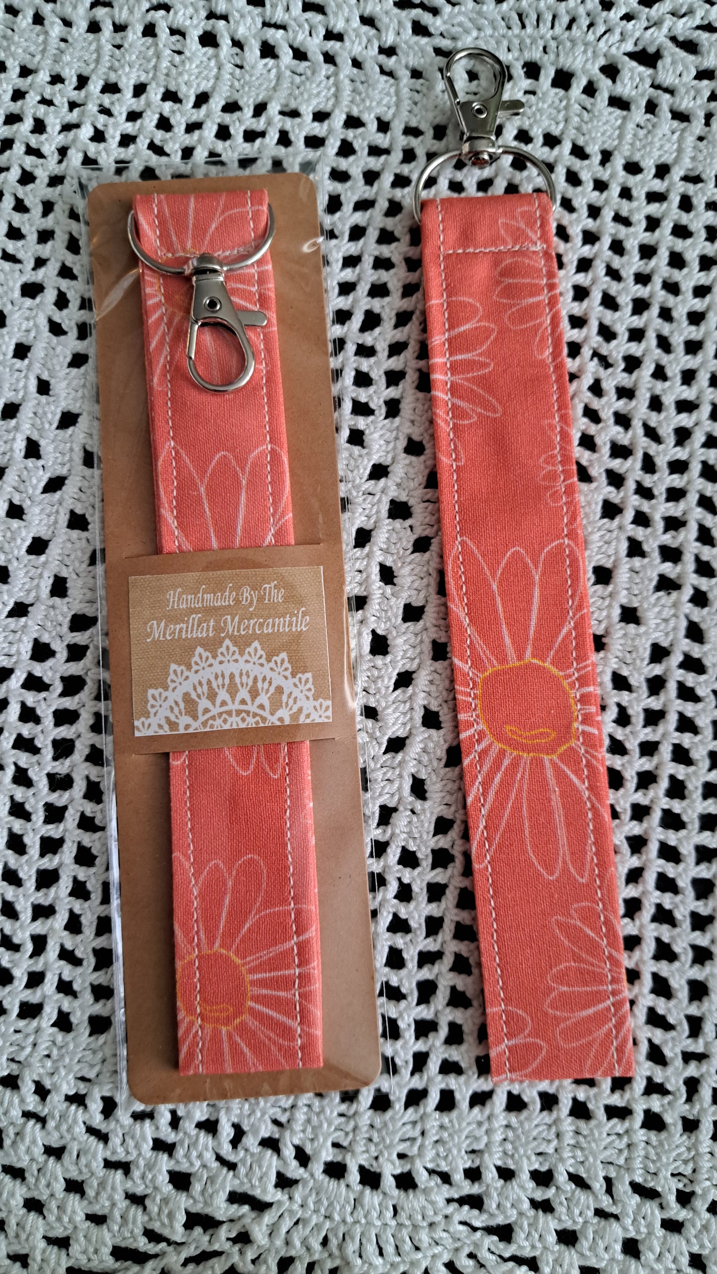 Cotton Coral Daisy Key Wristlet