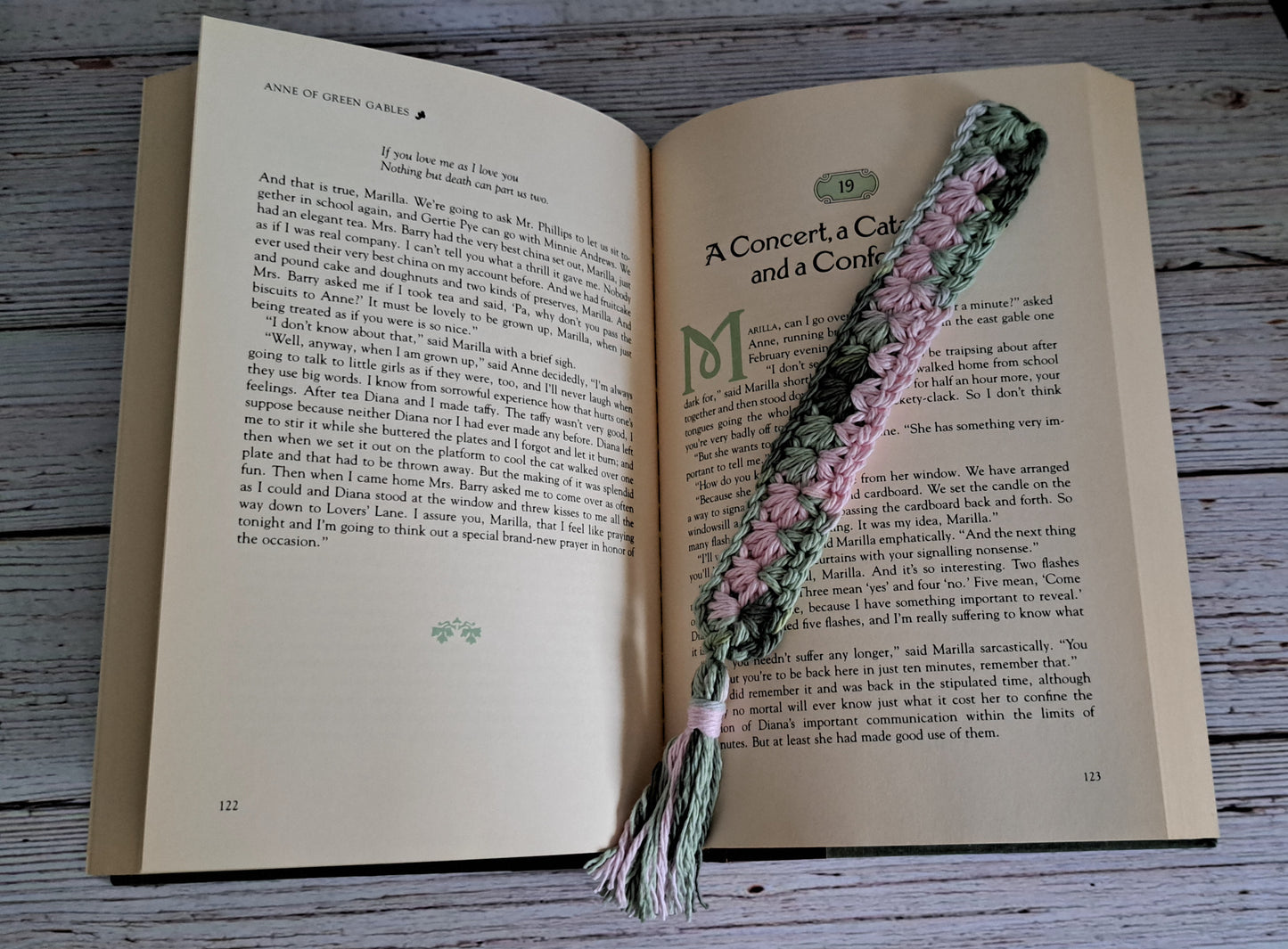Crochet Pink & Green Camo Yarn Bookmark
