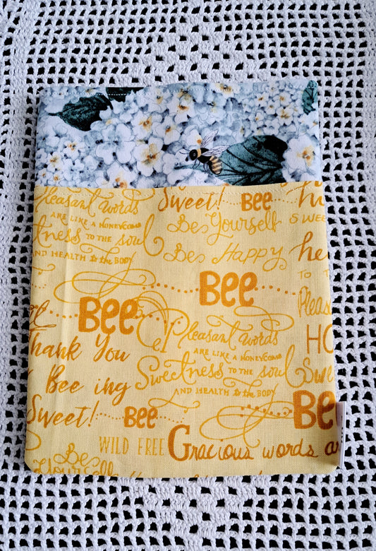 Kindle-Book-Tablet Sleeve Floral/Honey Bee with Daisies