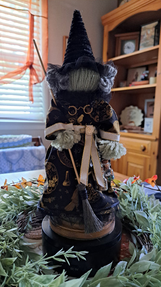 Briar the Hedge Witch Figure