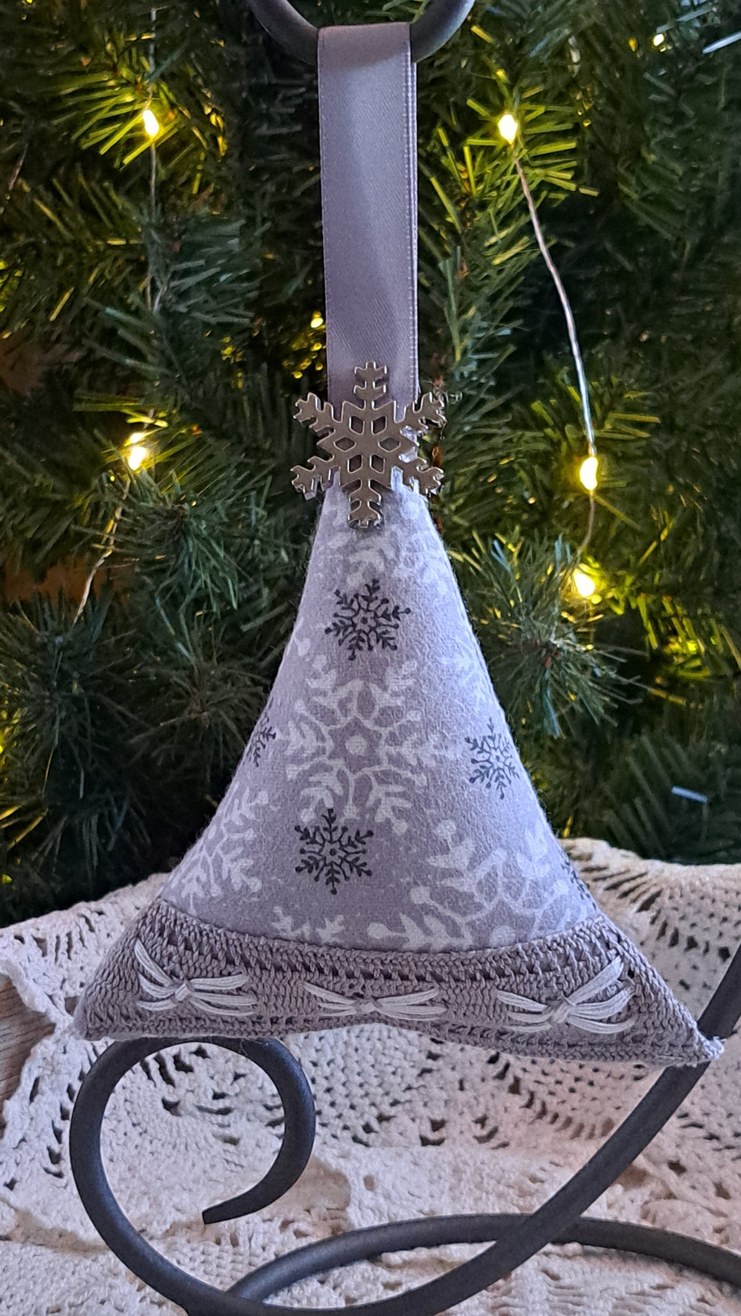 Snowflake Fleece Tree Ornament