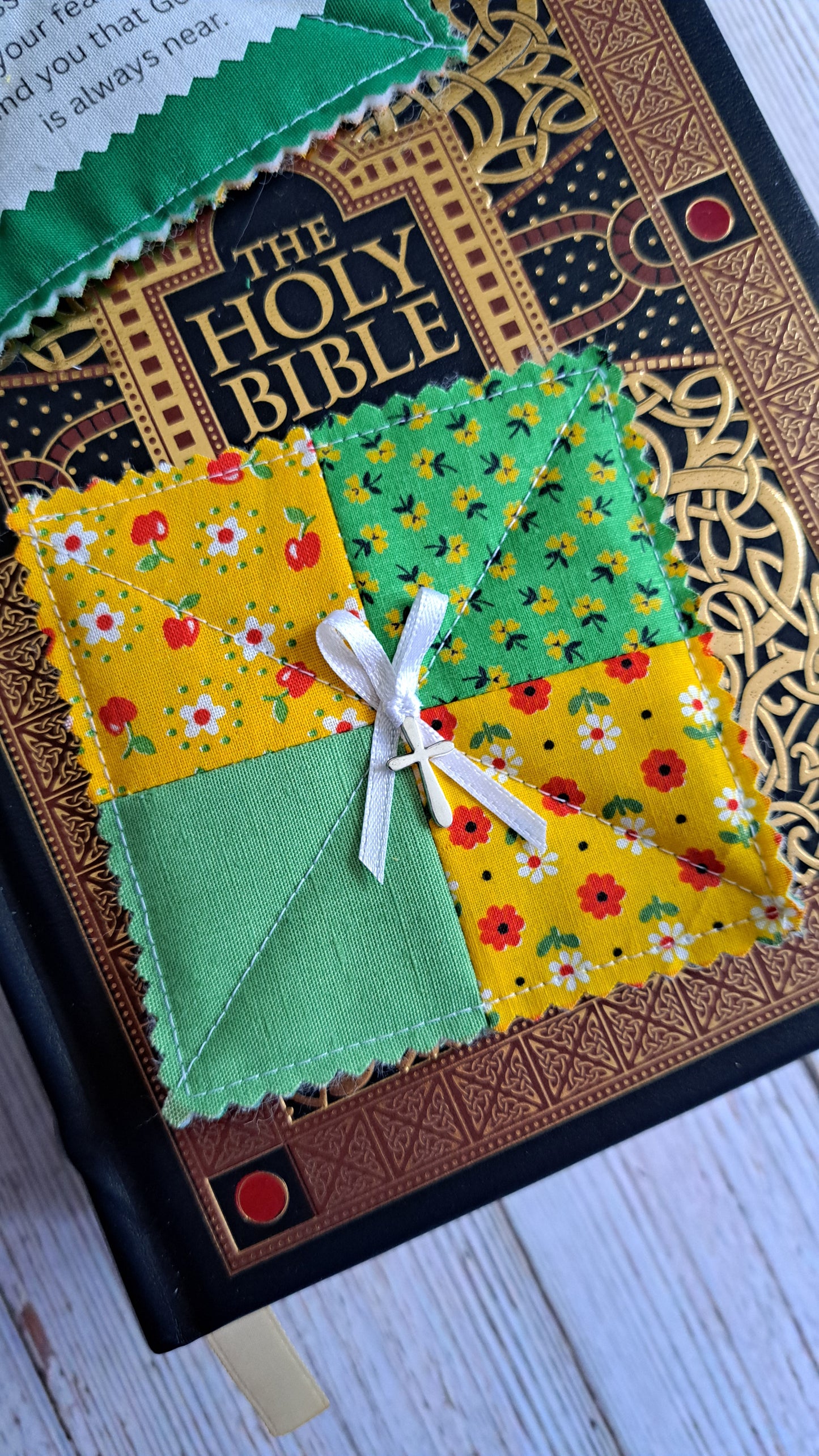 Wildflowers on the Green Pocket Prayer Quilt