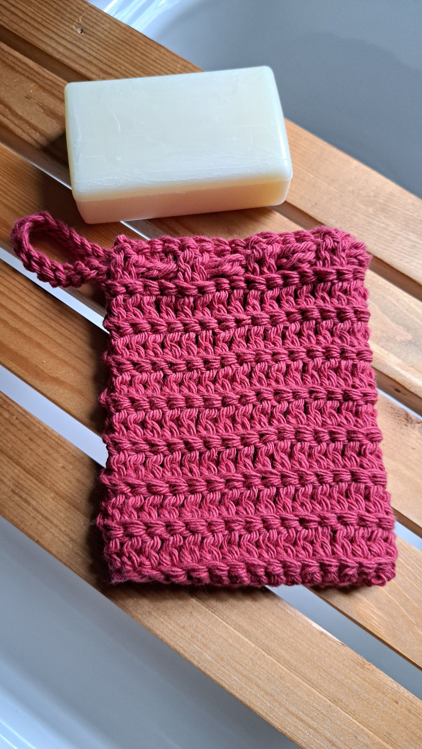 Soap Saver & Facial Scrubbies (Country Red)