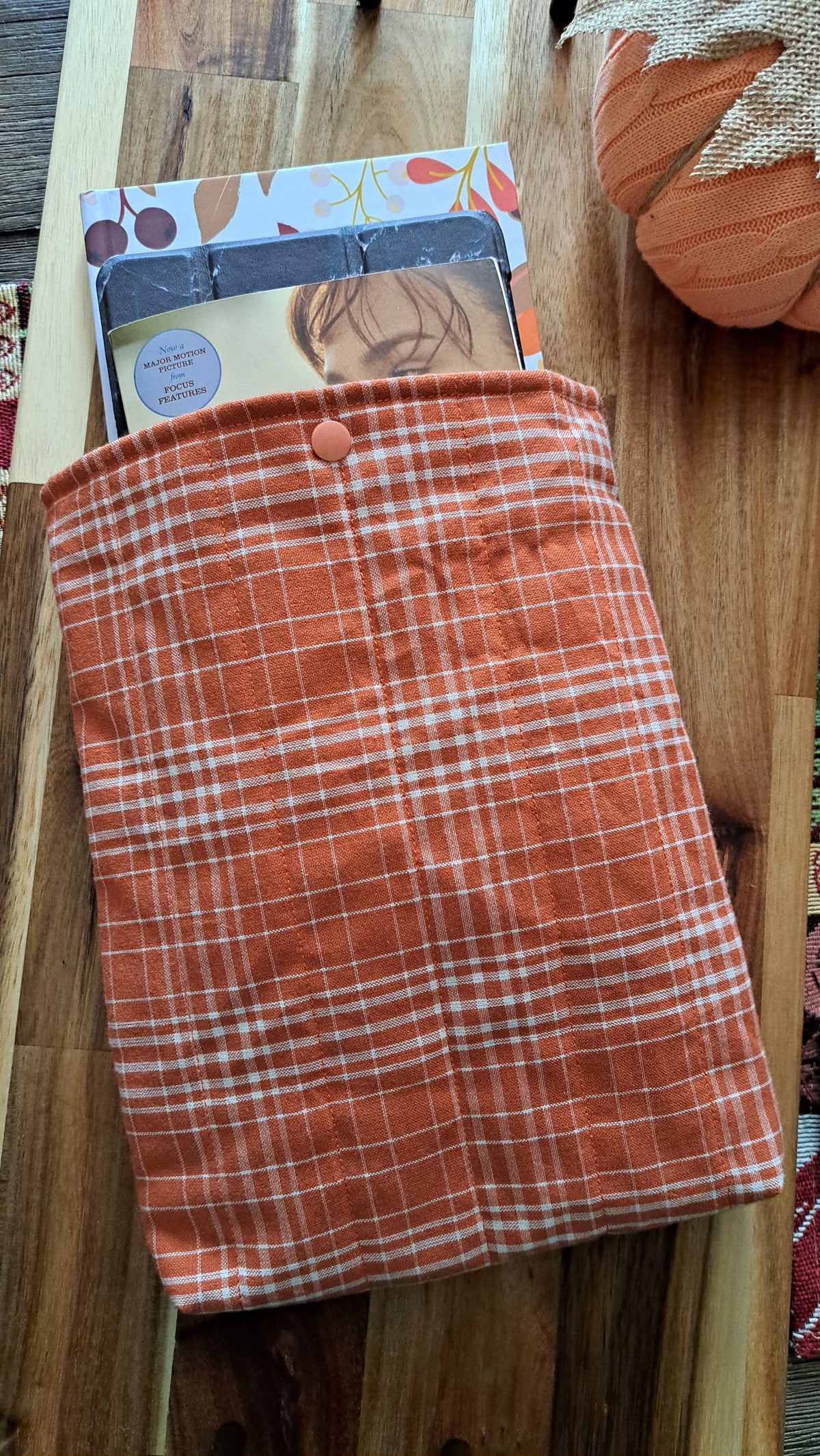 Kindle-Book-Tablet Pouch - Pumpkin Spice Plaid