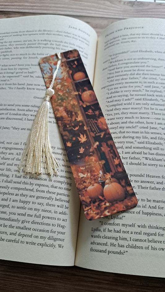 Autumn Scene 5 Page Marker (cream)